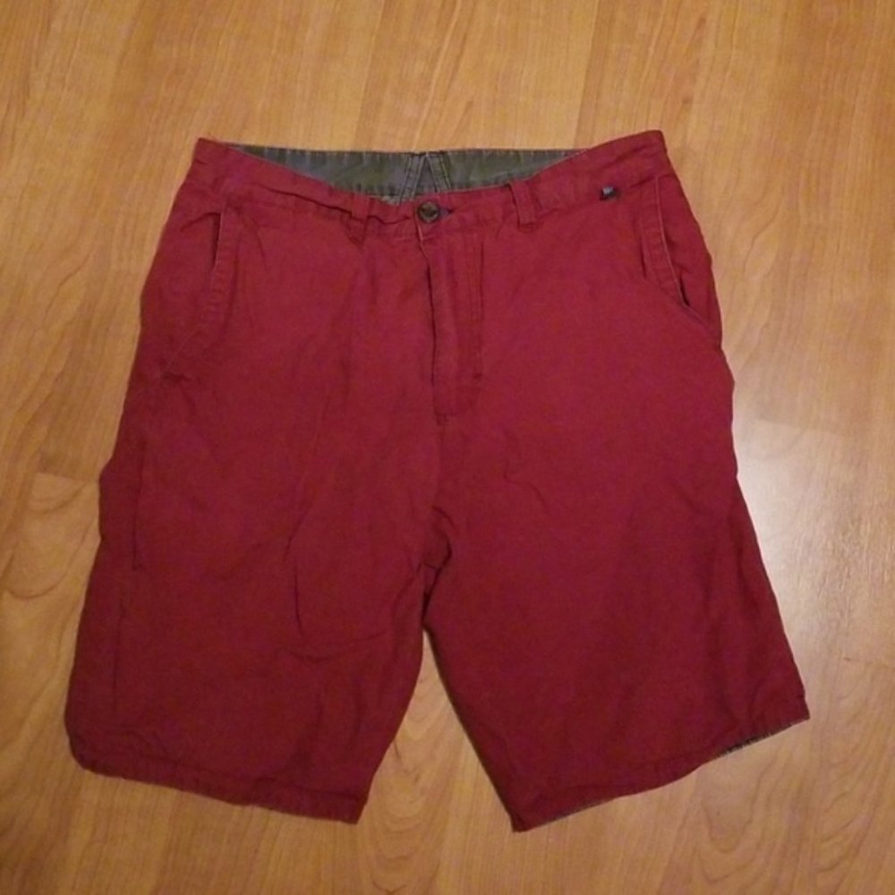 Reversible shorts!  Dark red and grey.  Size 33